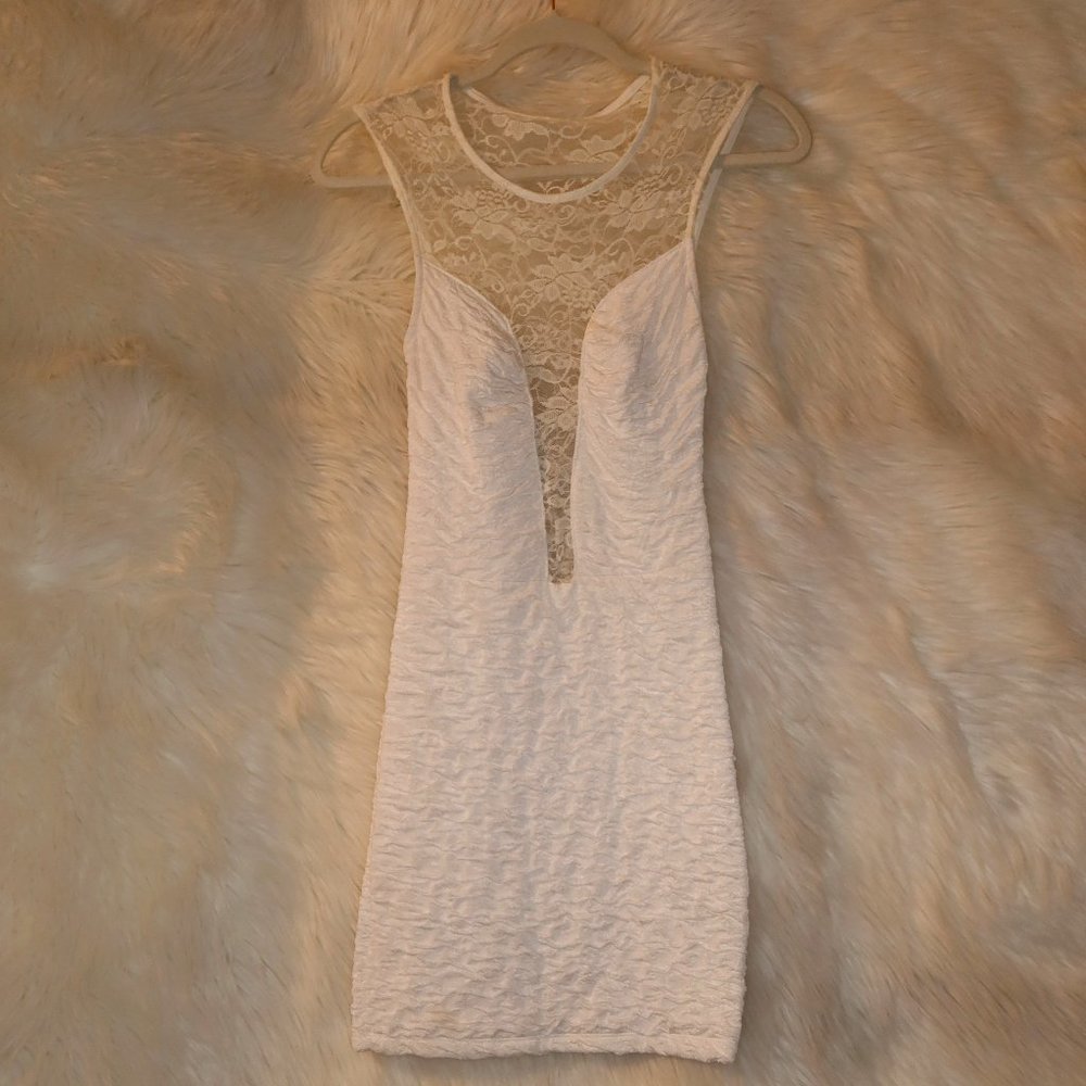 White Ruched and Lace Bodycon Dress